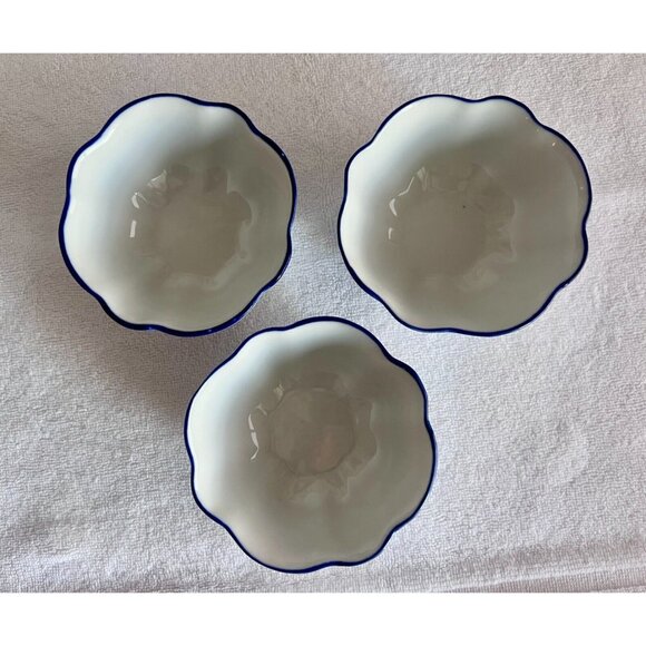 Set/3 Handpainted Fish Bowl Scalloped Edge Made in Brazil 4.5"D x 2"H Blue White - Picture 5 of 14